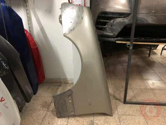 MERCEDES W210 SOL ÖN ÇAMURLUK