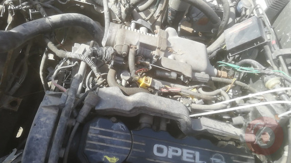 OPEL FRONTERA  GAZ KELEBEĞİ