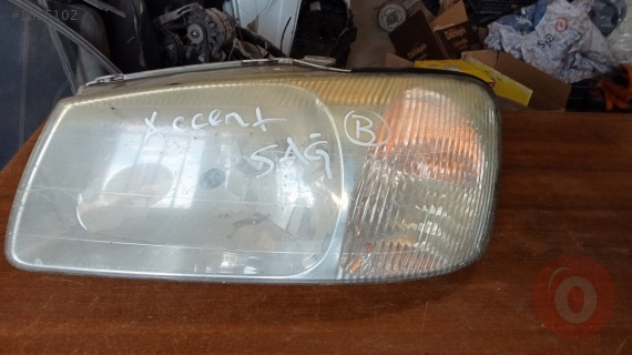 Hyundai accent çıkma sol ön far