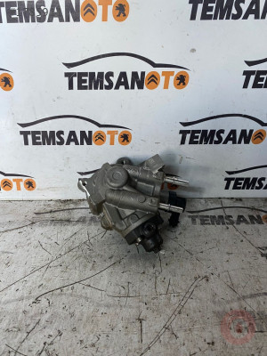 PEUGEOT PEJO 3008 120 BG YAKIT POMPASI ORJİNAL SÖKME 9811347