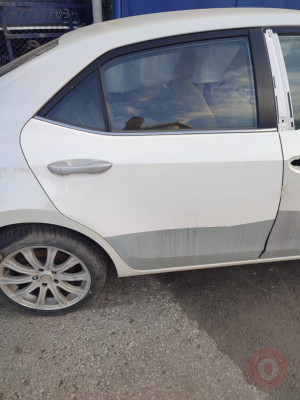 2013 2018 Toyota Corolla sağ arka kapı