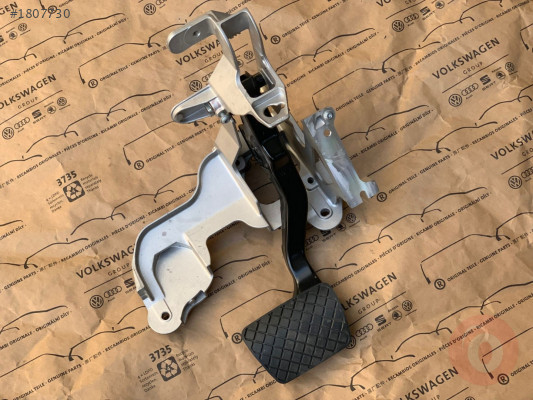 AUDİ A6 A7 12-18 FREN PEDALI BRAKETİ KOMPLE 4G1723117