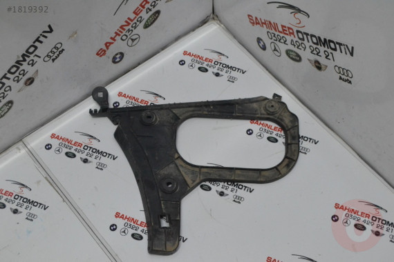 AUDİ  A3 TAMPON TUTUCU BRAKETİ 8V5807378