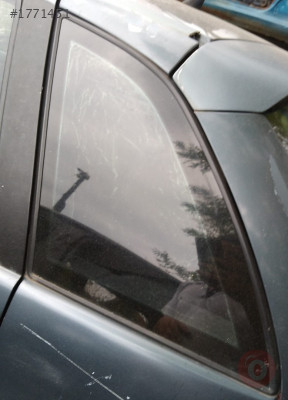 2001 model seat ibiza 16v akl çıkma sol kelebek camı