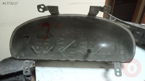 Mazda 323 hb çıkma kilometre saati
