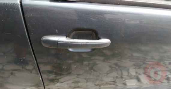 2011 model seat ibiza 16v çıkma sağ ön kapı kolu