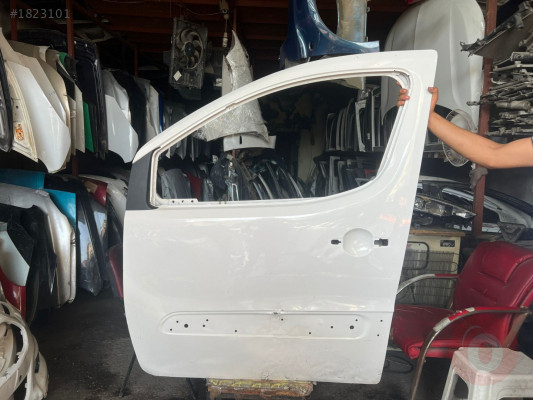 2012 Citroen berlingo ön sol kapı çıkma orjinal