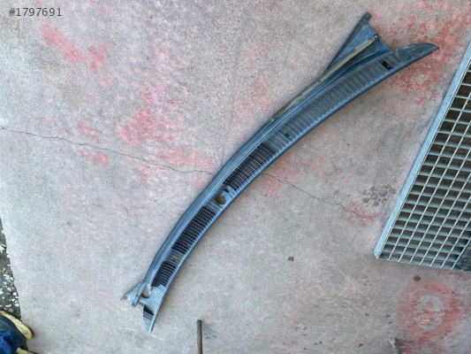 TOYOTA COROLLA ÖN CAM IZGARASI