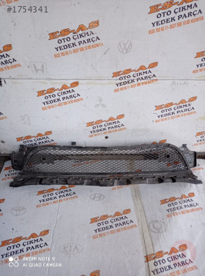 Mercedes CLA - W117 Ön Tampon Orta Alt Izgara 2013-2015