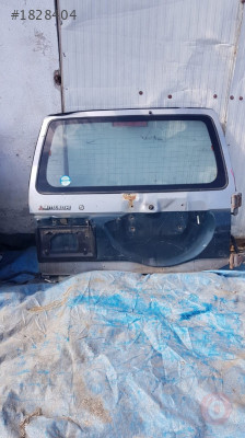 Mitsubishi pajero çıkma bagaj kapağı