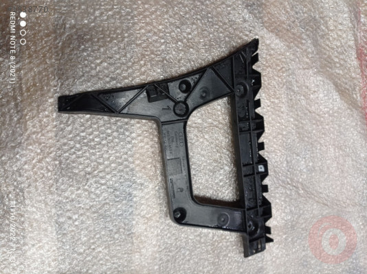 8K5807453A TAMPON TUTUCU BRAKETİ SOL ARKA  AUDİ A4 2013>>201