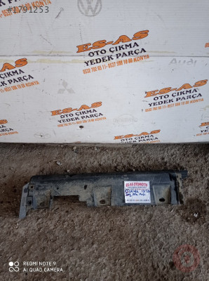 Ford Courier Sağ Arka Marşbiyel 2013-2020