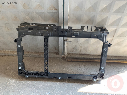FORD FİESTA ÖN PANEL ÇIKMA