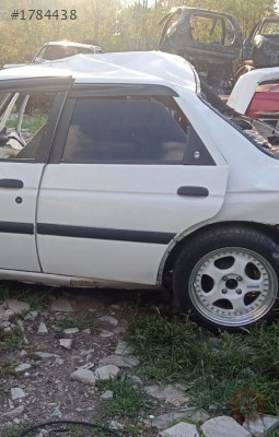 Ford escort 16v efi 1.6 çıkma sol arka kapı