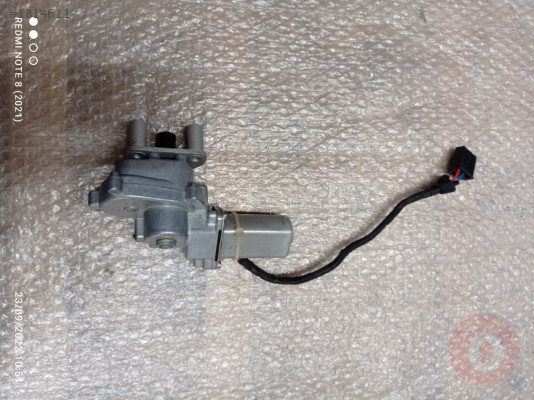7E0843765A 7E0843765B 7E0843765D  CAM KALDIRMA MOTORU SOL  T