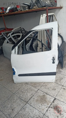 Fiat doblo sol ön kapı çıkma orjinal