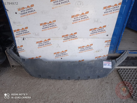 Volkswagen Passat B8 Ön Tampon Alt Spoiler 2015-2020