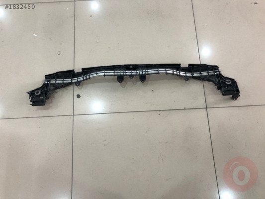 MERCEDES W205 ÖN PANEL DESTEK KONSOLU A2056204101