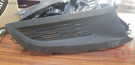 Volkswagen Polo 2009-2014 sağ sis far kapağı çıkma