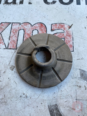 90538496 opel insignia astra J arka helezon alt lastiği