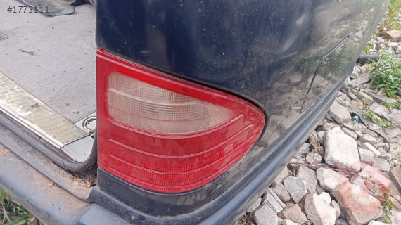 mercedes e-class w210 çıkma sağ stop lambası
