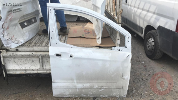 FORD COURİER SAĞ ÖN KAPI ÇIKMA ORJİNAL 2014-2022