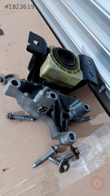 RENAULT KANGOO3 MOTOR SANJIMAN TAKOZLARI-SOKME-DÜZCE