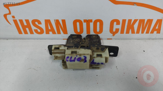 Renault clio 3 bağaj kapak kilidi orijinal