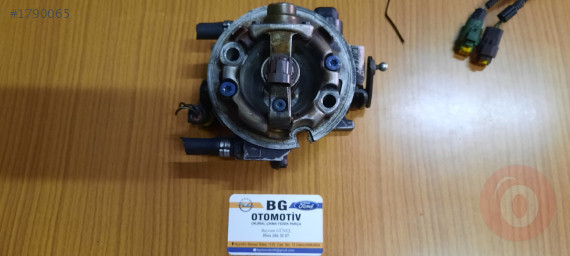 Opel astra f 1.4 i tek nokta benzin enjektörü çıkma orjinal