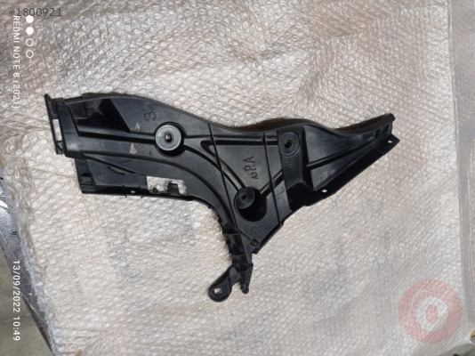 8V4807377D TAMPON KAPAĞI DESTEK RAYI SOL AUDİ A3 2017>>2020