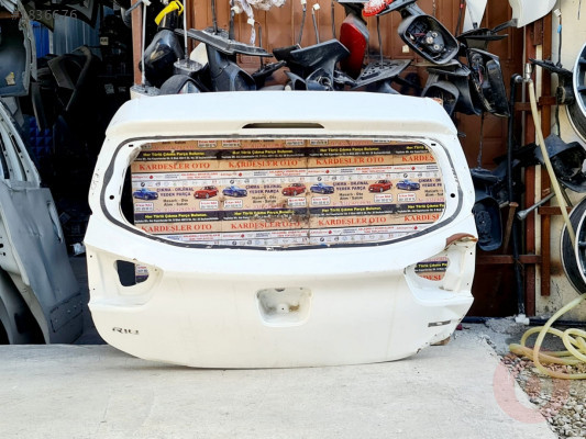 Kia rio arka bagaj kapagı çıkma