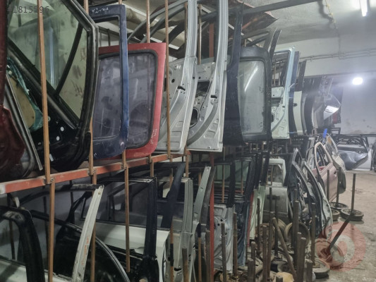 03-06 TOYOTA RAV-4 SOL ÖN KAPI