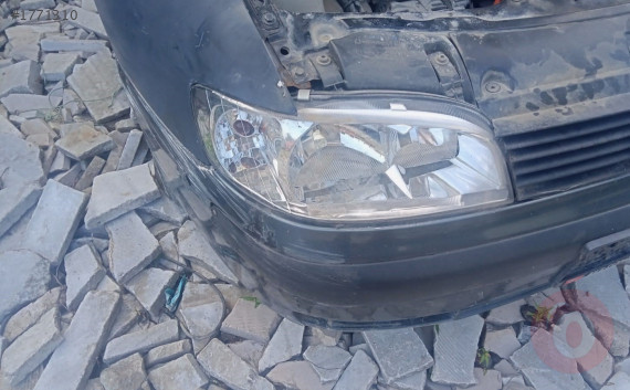 2001 model seat ibiza 16v akl çıkma sağ far