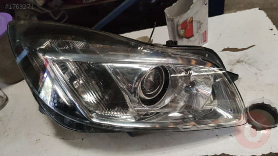 OPEL İNSİGNA SAĞ ZENON FAR OTO MEHMET GÜVENCESİYLE