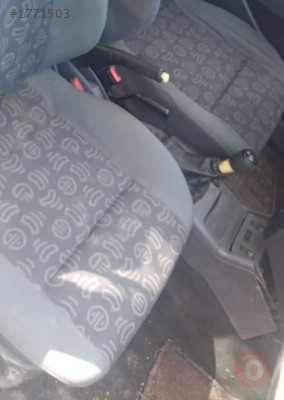 2001 model seat ibiza 16v akl çıkma vites konsolu