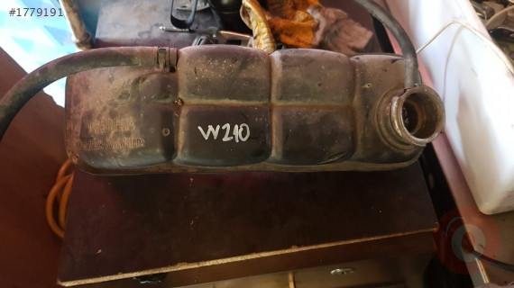 1993 mercedes e-class w210 çıkma motor su genleşme bidonu
