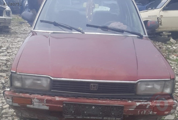 1983 model honda accord 1.6 çıkma kaput