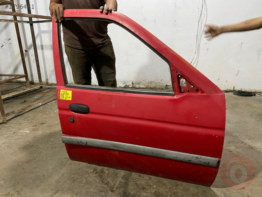 FORD ESCORT SAĞ ÖN KAPI ORJİNAL ÇIKMA TEMİZ 1995-2000 MODEL