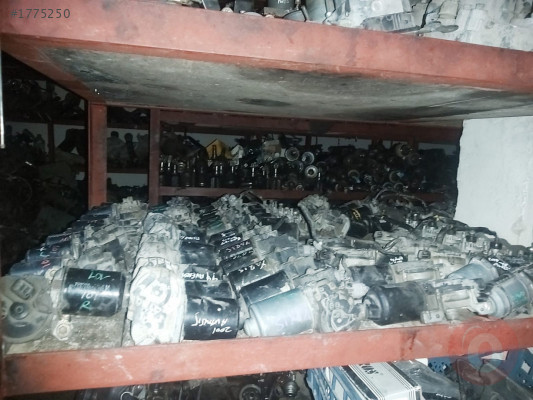 05-12 TOYOTA HİLUX ÇIKMA ORJİNAL SİLECEK MOTORU