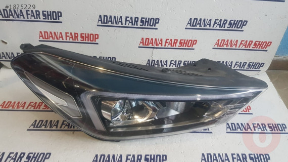 D792111A20 HYUNDAİ TUCSON MAKYAJLI KASA SAĞ FAR