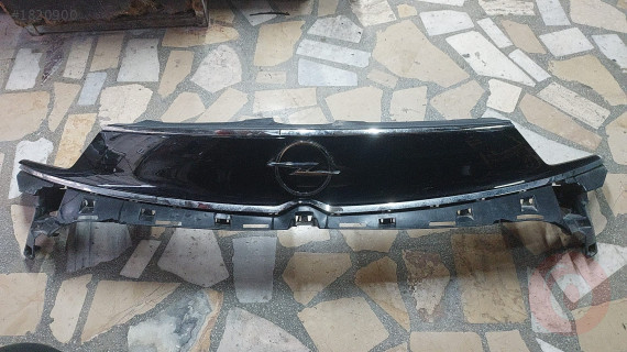 OPEL CROSSLAND X ORJİNAL ÇIKMA ÖN PANJUR