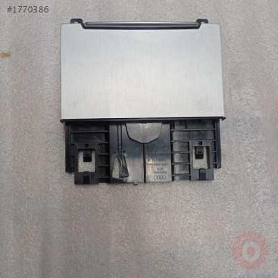 4G0863440/4G0863273 KÜLLÜK VE RAF GÖZÜ KAPAĞI AUDİ A6 A7