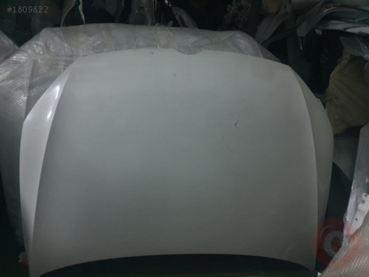 VW GOLF BEYAZ MOTOR KAPUTU AL TAK ŞEKLİNDEDİR