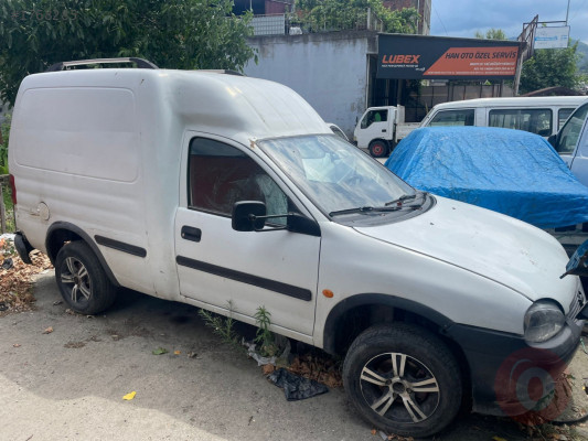 Opel corsa b motor kaputu çıkma orjinal
