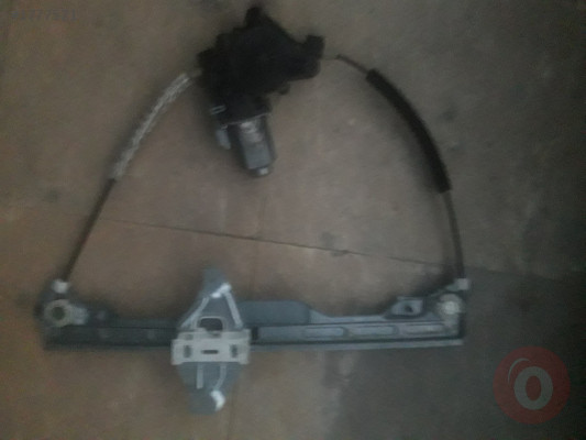 Peugeot 301çıkma sag ön cam motoru