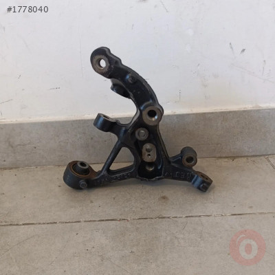 5Q0505436F SAĞ ARKA TAŞIYICI AUDİ A3 VW GOLF SEAT LEON