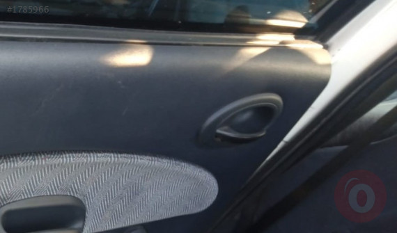 Ford escort 16v efi 1.6 çıkma kapı kolu iç