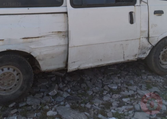 kia pregrio çıkma 2.7 sağ marşbiyel