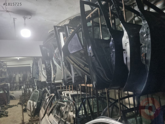 03-05 TOYOTA VERSO SAĞ ÖN KAPI