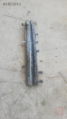 Chevrolet aveo 08-11 arası ön tampon demiri ayakları sökme .